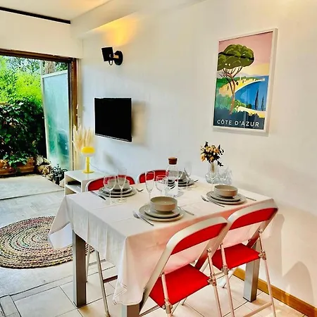 Superbe Proche Plages Apartment *